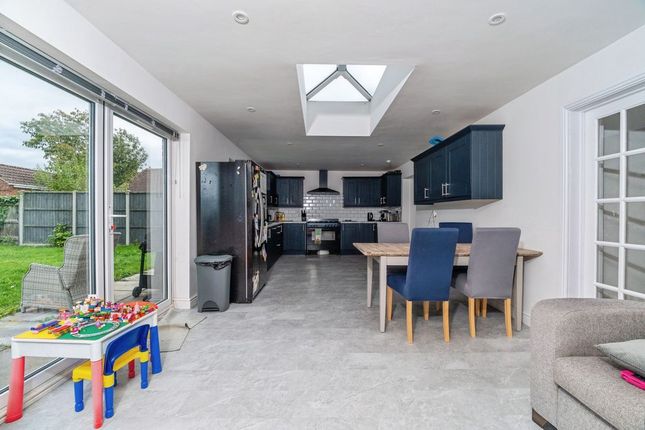 10, Whelpton Close, Horncastle photo 4