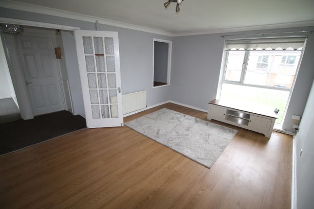 12, Leicester Way, Jarrow photo 2
