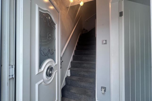 8, Planetree Avenue, Newcastle upon Tyne photo 2