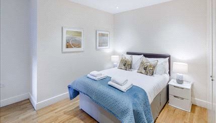 Thumbnail Flat to rent in King Street, Ravenscourt Park, London