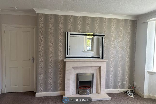 Castle Court Kings Drive, Glasgow photo 3