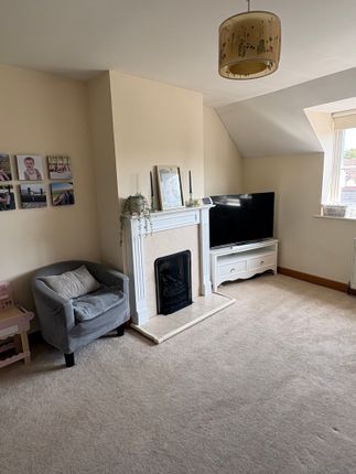 11, Motcombe Lane, Eastbourne photo 3