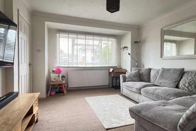 27, Pound Lane, Upper Beeding photo 3