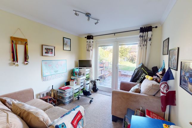 Detached house to rent in Charlock Close, Thornhill, Cardiff