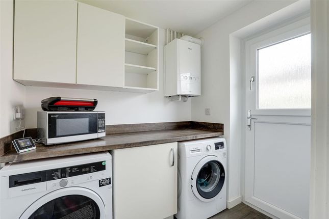 32 Brambling Road, Nottingham photo 4