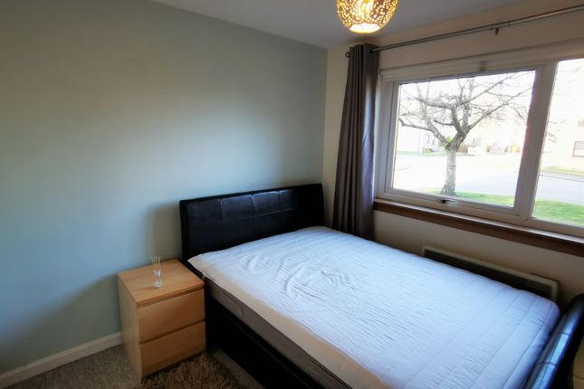 42, Hutcheon Low Place, Aberdeen photo 5
