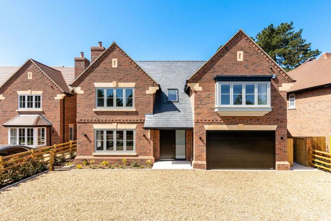 5-bed house on Thicket Meadow, Maidenhead, £2,095,000