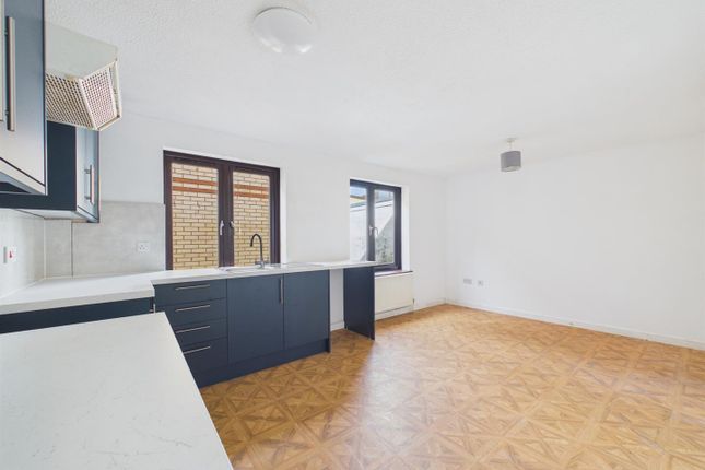 18, Clifton Court, Ilfracombe photo 4