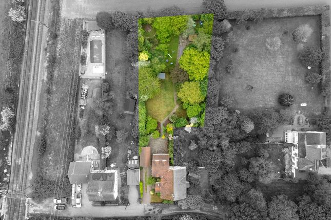 3 Edieham Cottages, Royston photo 2