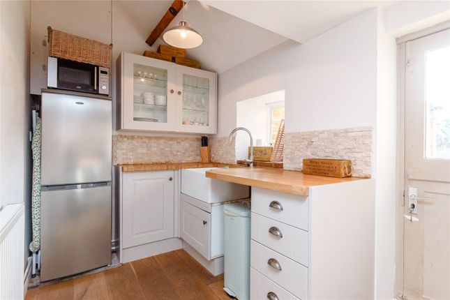 3 Bed Detached House For Sale In Church Street Moreton In Marsh