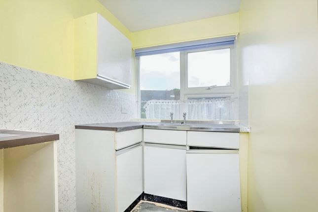 Wilbury Avenue, Hove photo 4