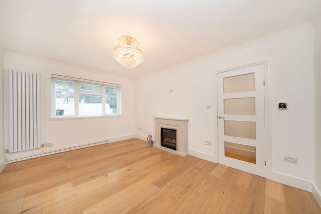 4, Pound Park Road, Charlton photo 2