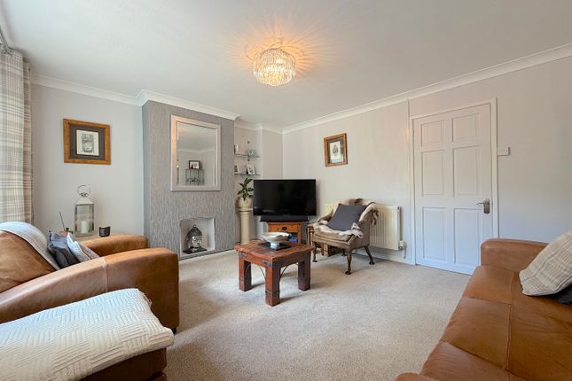 9, Station Close, Bloxwich photo 2
