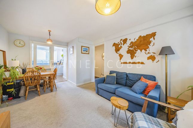 1-bed flat on Flat 2, 6 Cromwell Road, London, £300,000