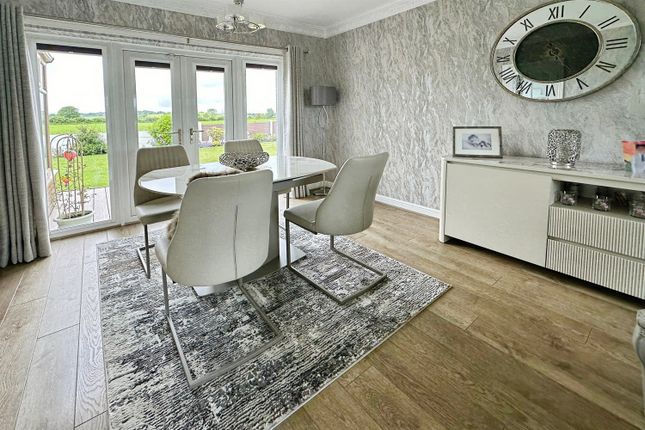 472, Manchester Road, Blackrod, Bolton photo 4