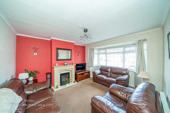 81, Cherry Tree Avenue, Walsall photo 2