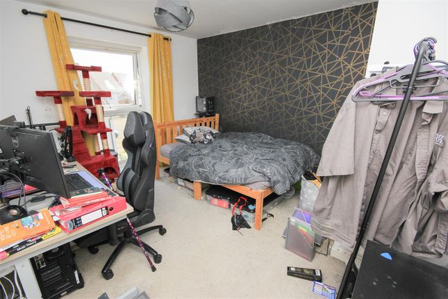 91, Waterside Road, Wellingborough photo 4