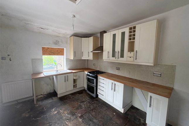 43, Cottingley Road, Bradford photo 4