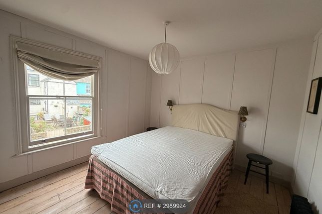 Castalia Cottages, Cambridge Road, Walmer photo 3