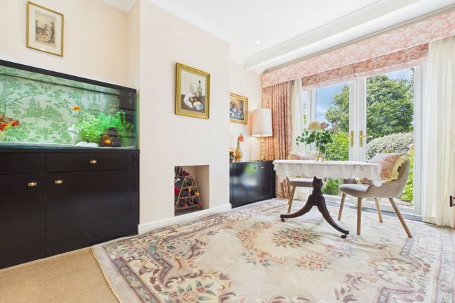 31, Mountview Road, Lancing photo 4