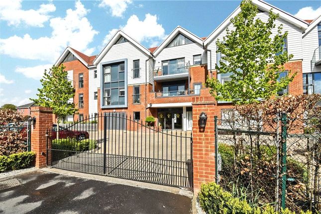 Flat for sale in Duttons Road, Romsey, Hampshire