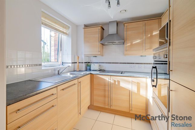 14 Wendover Court, 116-118 Monton Road, Manchester photo 4