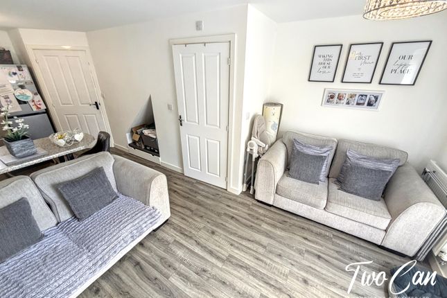 109, Maes Y Glo, Llanelli photo 3