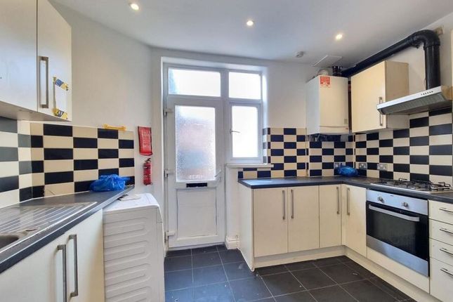 75A, Longbridge Road, Barking photo 3