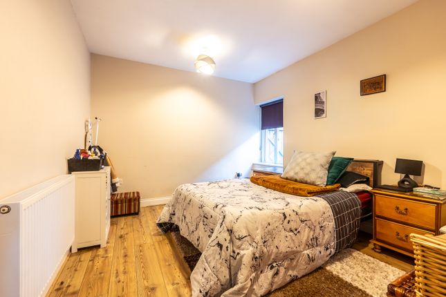 Flat 1, 58a, Black Bourton Road, Carterton photo 4