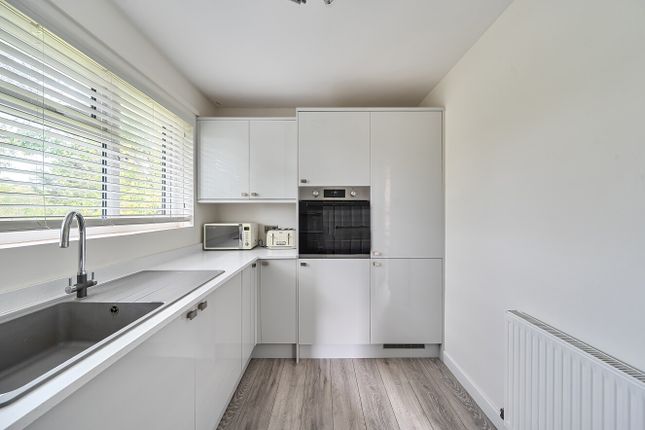 9, Ashdown Road, Eastleigh photo 4