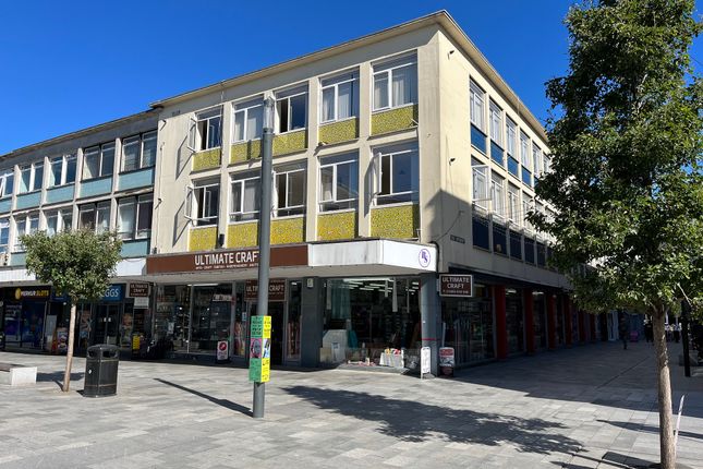 Thumbnail Retail premises to let in Queensway (19 - 21), Crawley