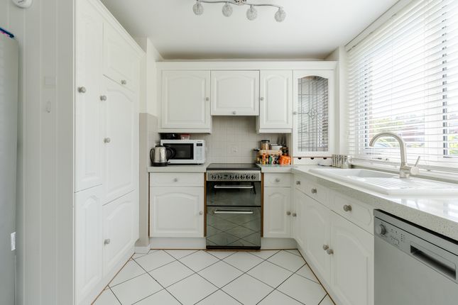 75 Charlton Mead Drive, Bristol photo 4