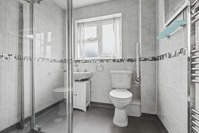 24, Gregory Close, Sittingbourne photo 4