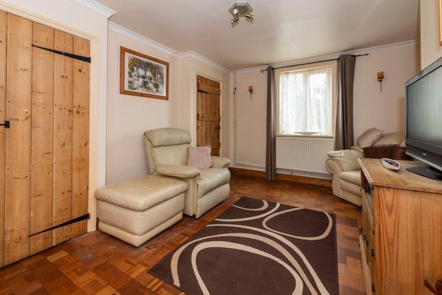 Terraced house for sale in North Row, Uckfield