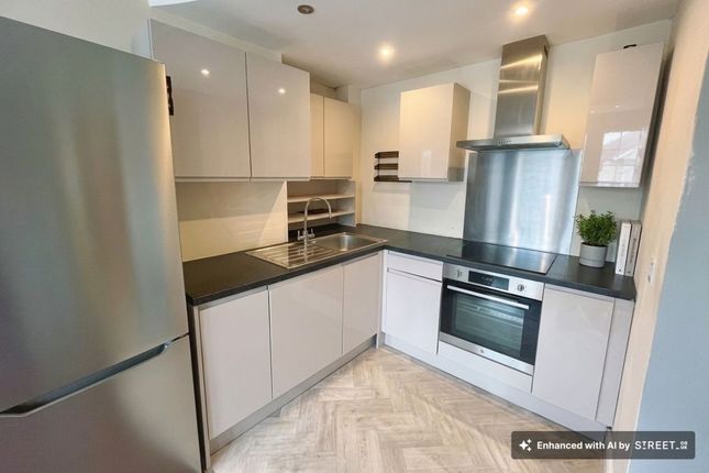 Flat 3, 84 Bitterne Road West, Southampton photo 3