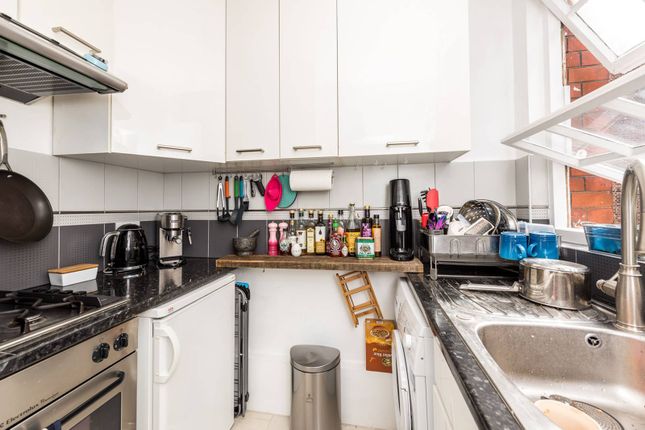 Flat to rent in Beaufort Street, Chelsea, London