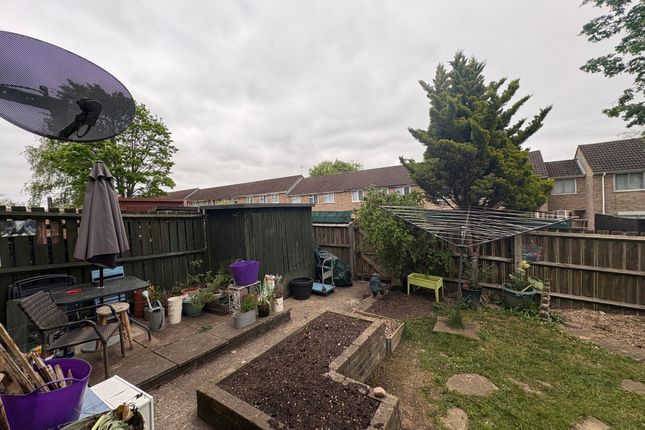 11, Byng Walk, Andover photo 2