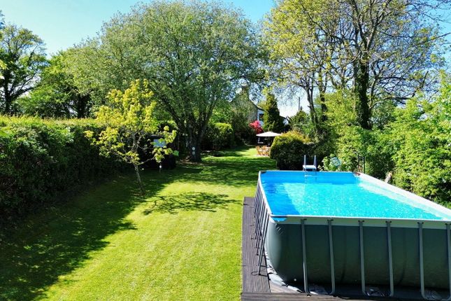 Whitcombe Cottages,2, Calne photo 2