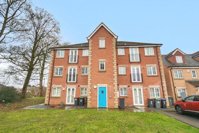 Thumbnail Flat for sale in Loxley Close, Hucknall, Nottingham