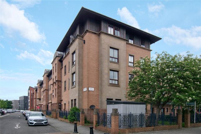 Thumbnail Flat for sale in Pine Place, Glasgow
