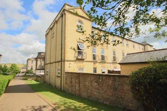 Town house for sale in The Piazza, Lancaster