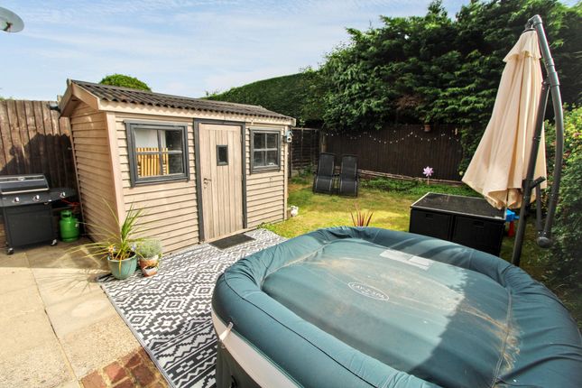 62 Columbine Road, High Wycombe photo 4