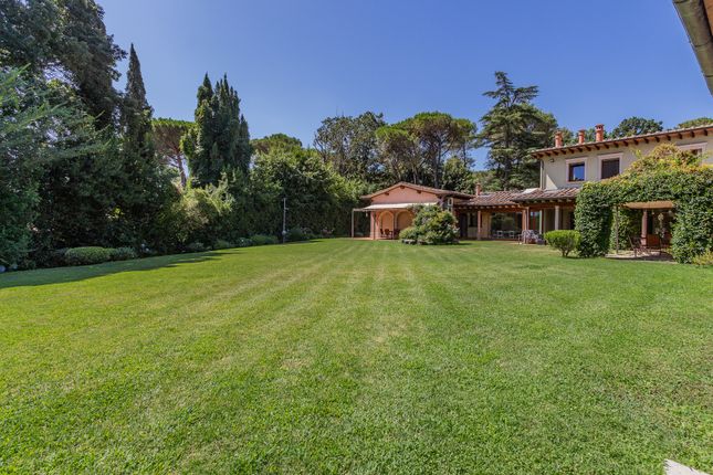 Villa for sale in L.Go Olgiata, 15, 00123 Roma Rm, Italy