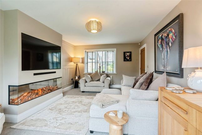 23, Towler Drive, Lancashire photo 4