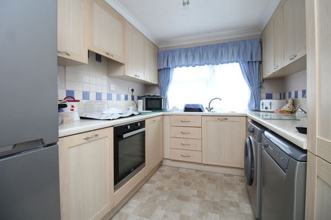 1 Cherry Tree Road, Towngate Wood, Tonbridge photo 2