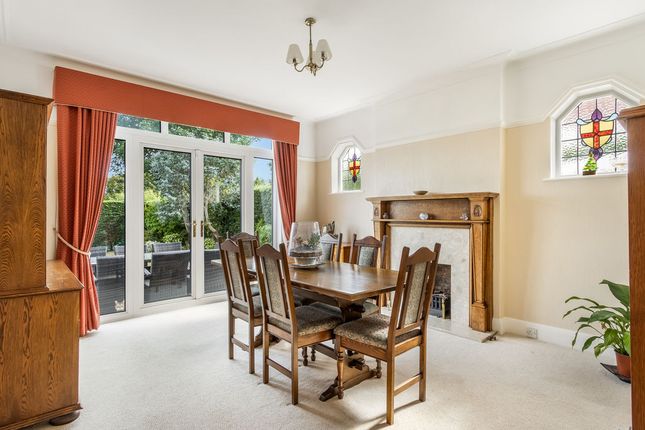 22, Hanyards Lane, Cuffley photo 3