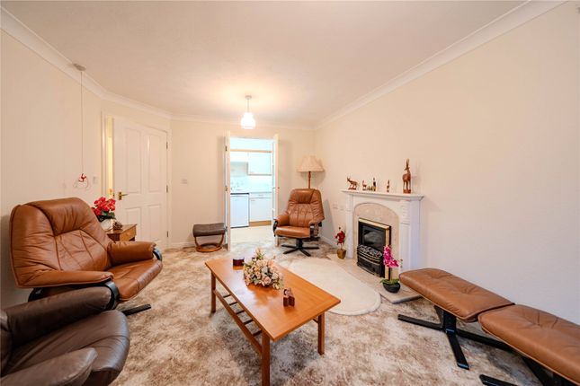 2-bed flat on 58, St. Chads Court, Headingley, £129,500