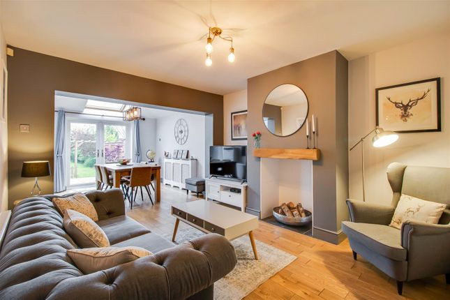 24, Queens Drive, Ossett photo 3