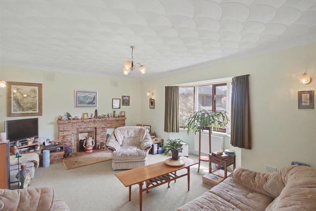 3, Treeneuk Close, Chesterfield photo 2