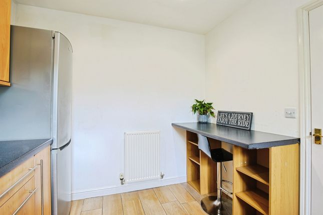 74, Turnstone Drive, BURY ST. EDMUNDS photo 5